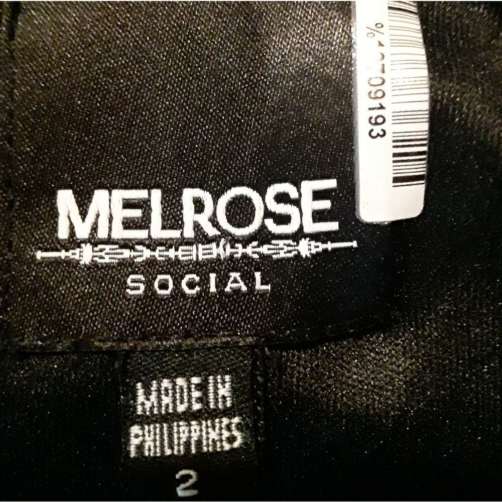 Melrose Black and Silver Handkerchief Dress Signature by Sangria Size 2 Like New - Picture 6 of 7